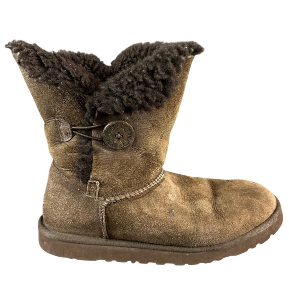 UGG Australia Bailey Button Brown Suede Sheepskin Ankle Boots Women's Size 9